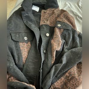 Black and leopard print Jean jacket